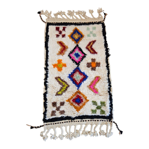 Nettoyer un tapis en laine au vinaigre blanc sans l'abîmer