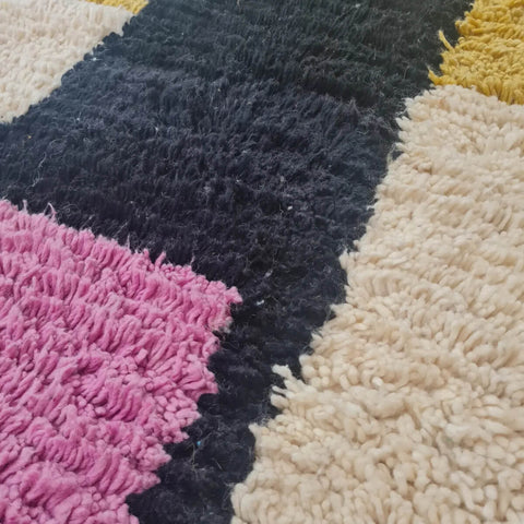 Comment nettoyer un tapis maison : taches et astuces efficaces
