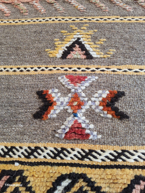 Tapis berbère - Kilim de Taznakht 1.97m x 1.42m