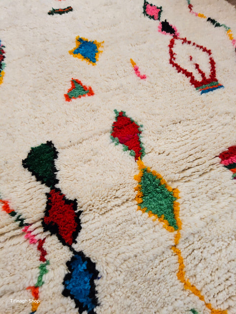 Tapis berbère coloré - Azilal 1.41m x 1.05m