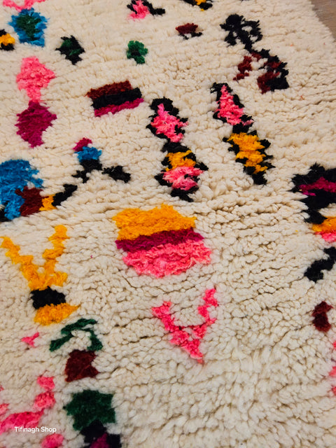 Tapis berbères Azilal, Tapis fait main dans les montagnes de Tapis berbères Azilal, Tapis fait main dans les montagnes de