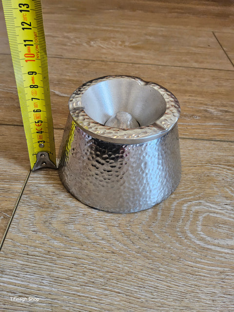 Cendriers pyramidals ronds en Metal Martelés