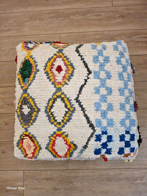 Pouf Coloré Boucherouite design Azilal
