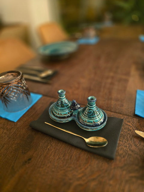 Tajines d'épices peints et ciselés