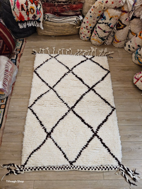 Tapis berbère - Kilim de Taznakht 1.90m x 1.10m - Tifinagh Shop France Tapis berbère - Kilim de Taznakht 1.90m x 1.10m - Tifinagh Shop France