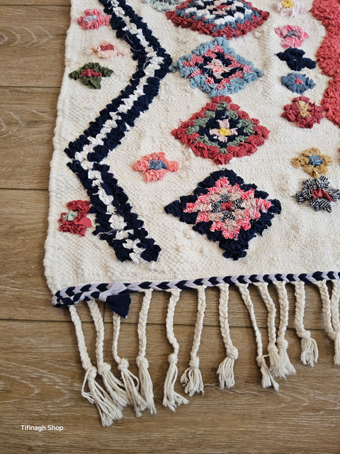 Tapis berbère - Boucherouite Nouveau 1.51m x 0.95m Design Azilal