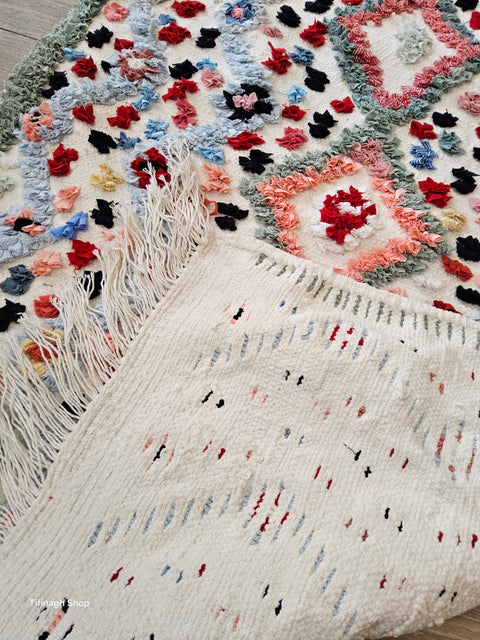 Tapis berbère - Boucherouite Nouveau 1.47m x 0.92m Design Azilal