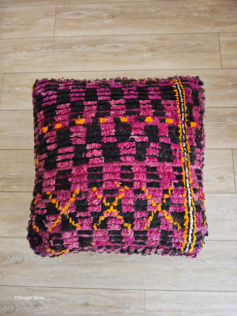 Vintage pouf