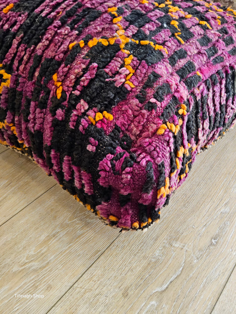 Vintage pouf
