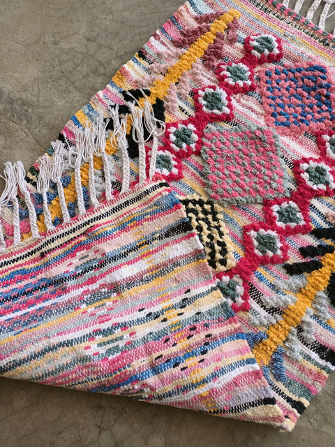 Tapis berbère - Boucherouite Nouveau 1.08m x 0.62m Design Azilal