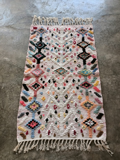 Tapis berbère - Boucherouite Nouveau 1.50m x 0.92m Design Azilal