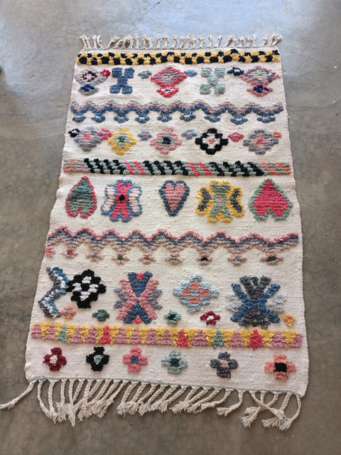 Tapis berbère - Boucherouite Nouveau 1.50m x 1.02m Design Azilal