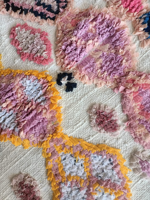 Tapis berbère - Boucherouite Nouveau 1.55m x 1.06m Design Azilal