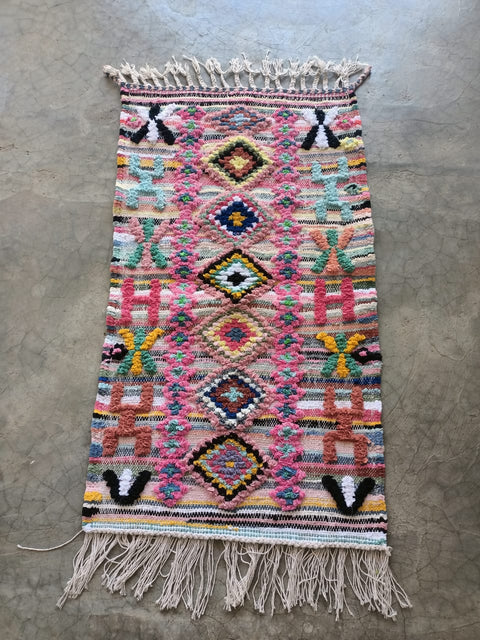 Tapis berbère - Boucherouite Nouveau 1.08m x 0.61m Design Azilal