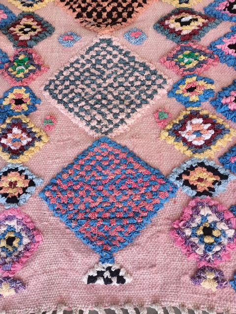 Tapis berbère - Boucherouite Nouveau 1.11m x 0.74m Design Azilal