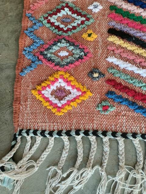 Tapis berbère - Boucherouite Nouveau 1.03m x 0.64m Design Azilal