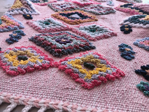 Tapis berbère - Boucherouite Nouveau 1.05m x 0.62m Design Azilal