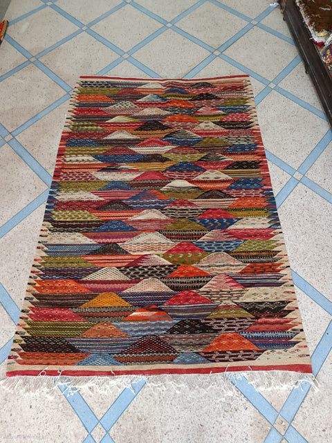 Tapis berbère - Kilim de Taznakht 2.40m x 1.60m