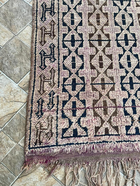 Berber rug - Beni M'guild 2.60mx 1.82m