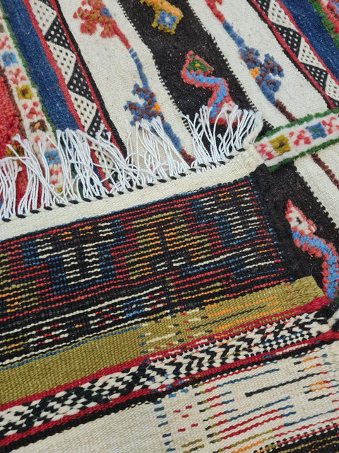 Tapis berbère - Kilim de Taznakht 2.40m x 1.45m