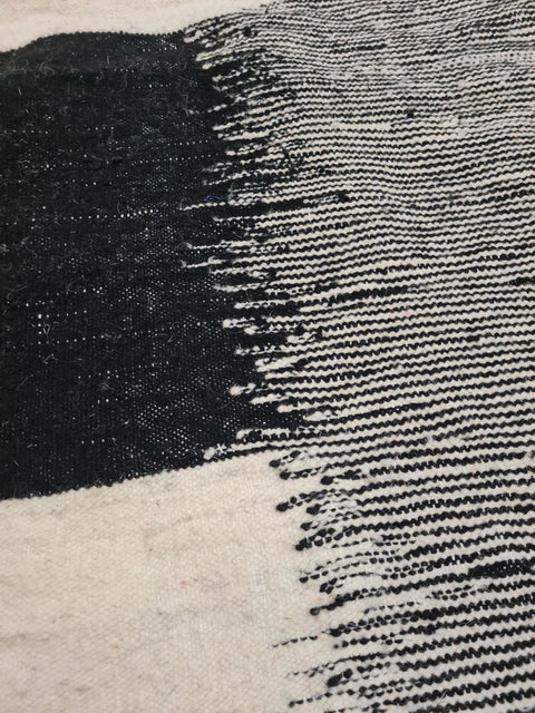 Tapis berbère - Kilim de Taznakht 2.10m x 0.79m - Tifinagh Shop France Tapis berbère - Kilim de Taznakht 2.10m x 0.79m - Tifinagh Shop France