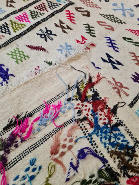 Tapis berbère - Kilim de Taznakht 2.46m x 1.49m