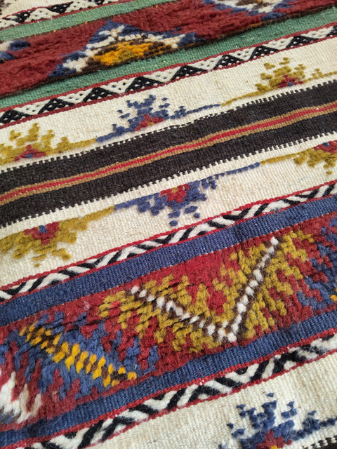 Tapis berbère - Kilim de Taznakht 1.39m x 0.96m