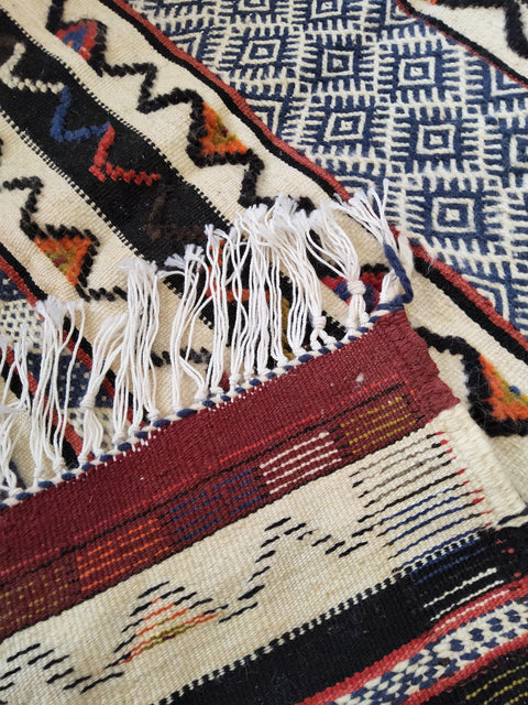 Tapis berbère  - Kilim de Taznakht 1.61m x 1.07m