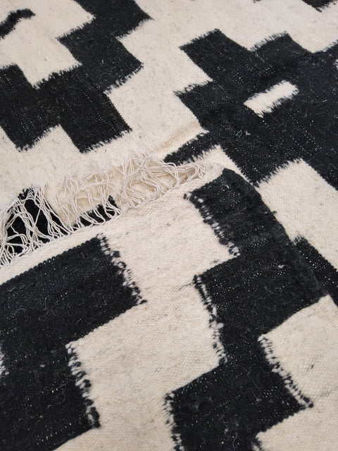 Tapis berbère - Kilim moderne de Taznakht 2.98m x 2.03m